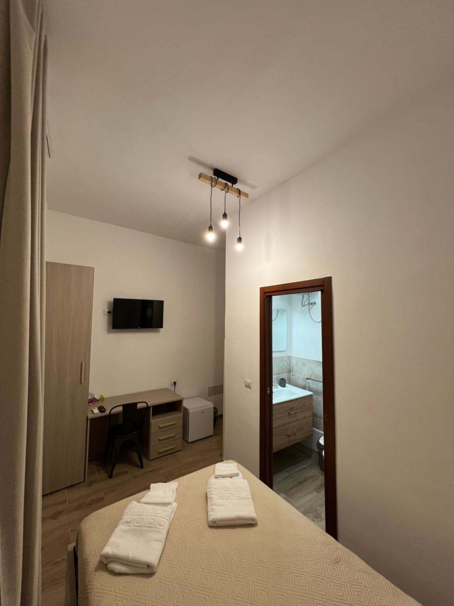 Station Rooms37 Sassari Exterior photo